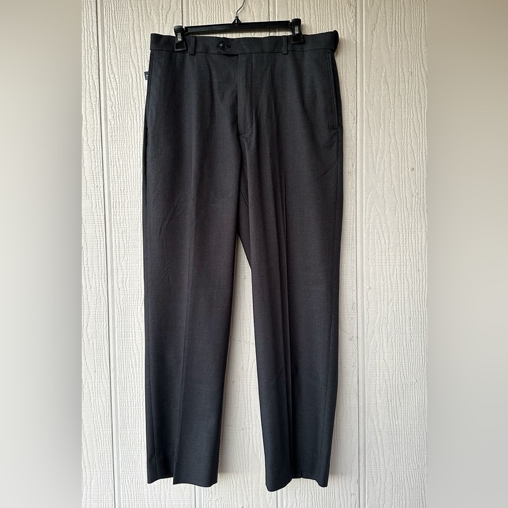 Roundtree & Yorke TravelSmart Dress Pants